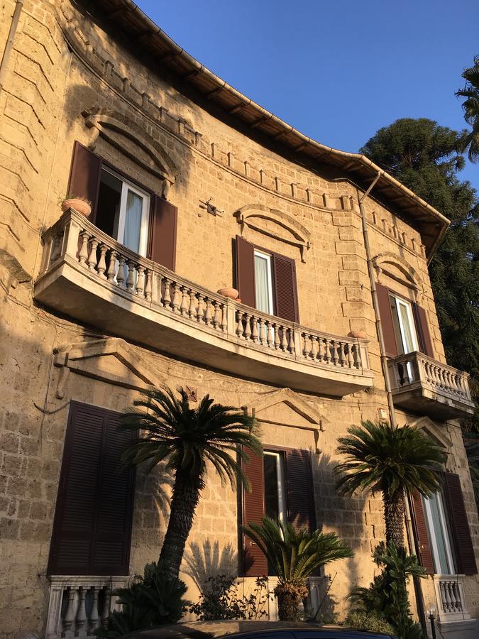 Bnb Villa Lendi Frattamaggiore Εξωτερικό φωτογραφία