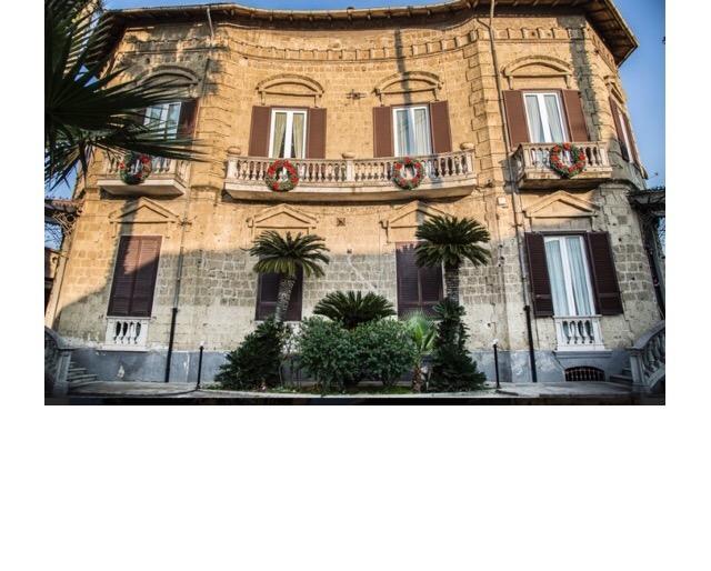 Bnb Villa Lendi Frattamaggiore Εξωτερικό φωτογραφία